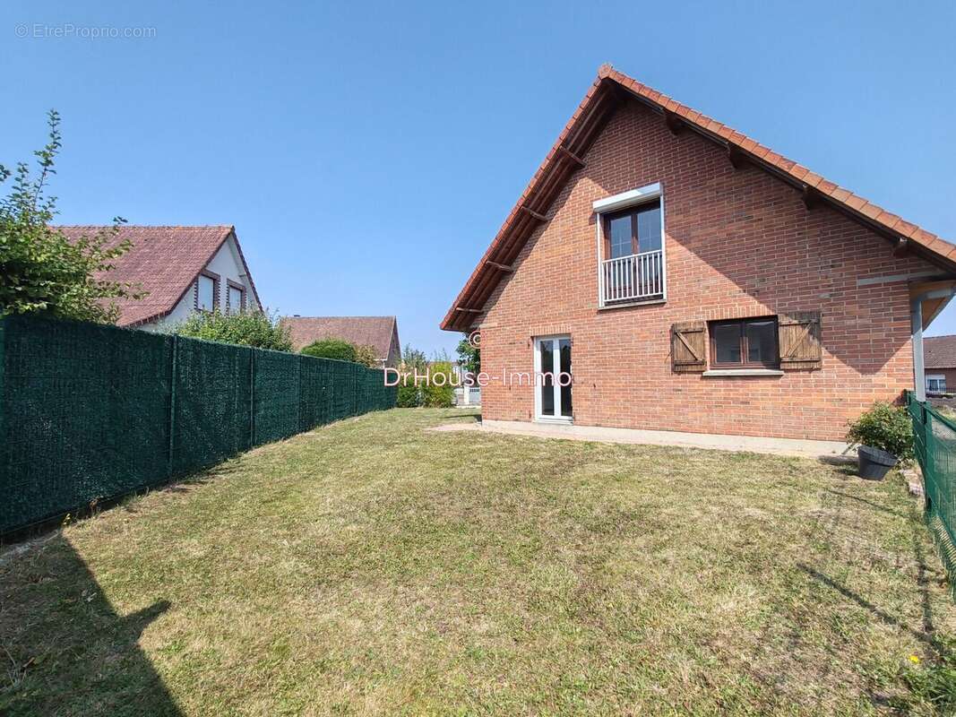 Maison à SAINS-EN-GOHELLE