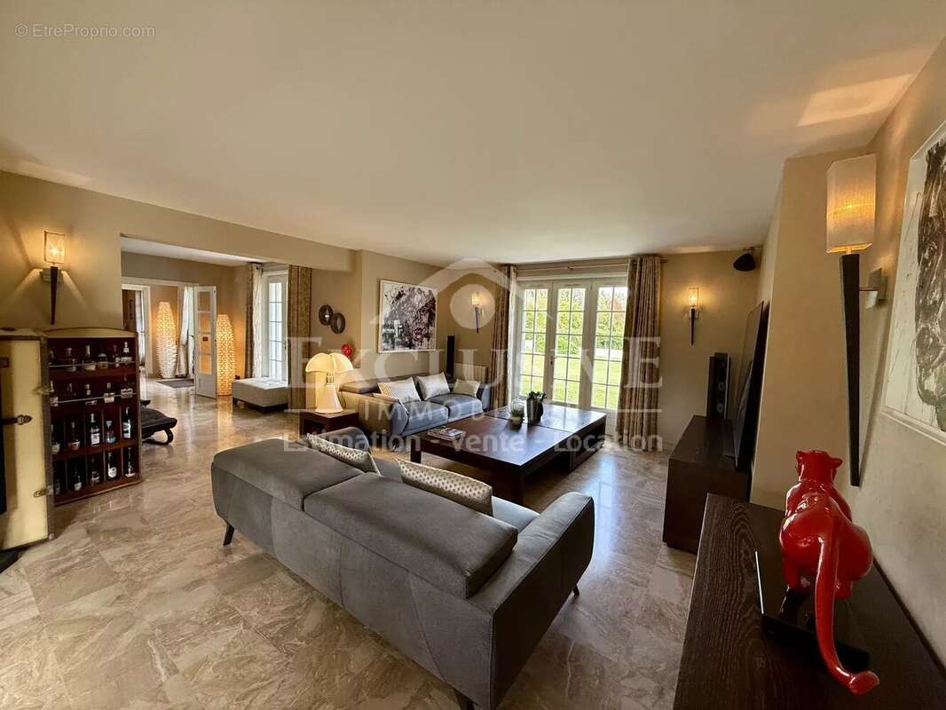 Maison à PONT-L'EVEQUE