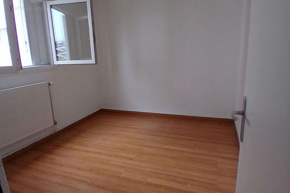 Appartement à MARSEILLE-11E