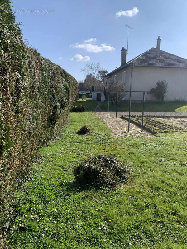 Maison à CHATELLERAULT