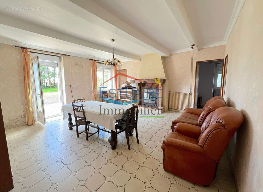 Maison à CORDEMAIS
