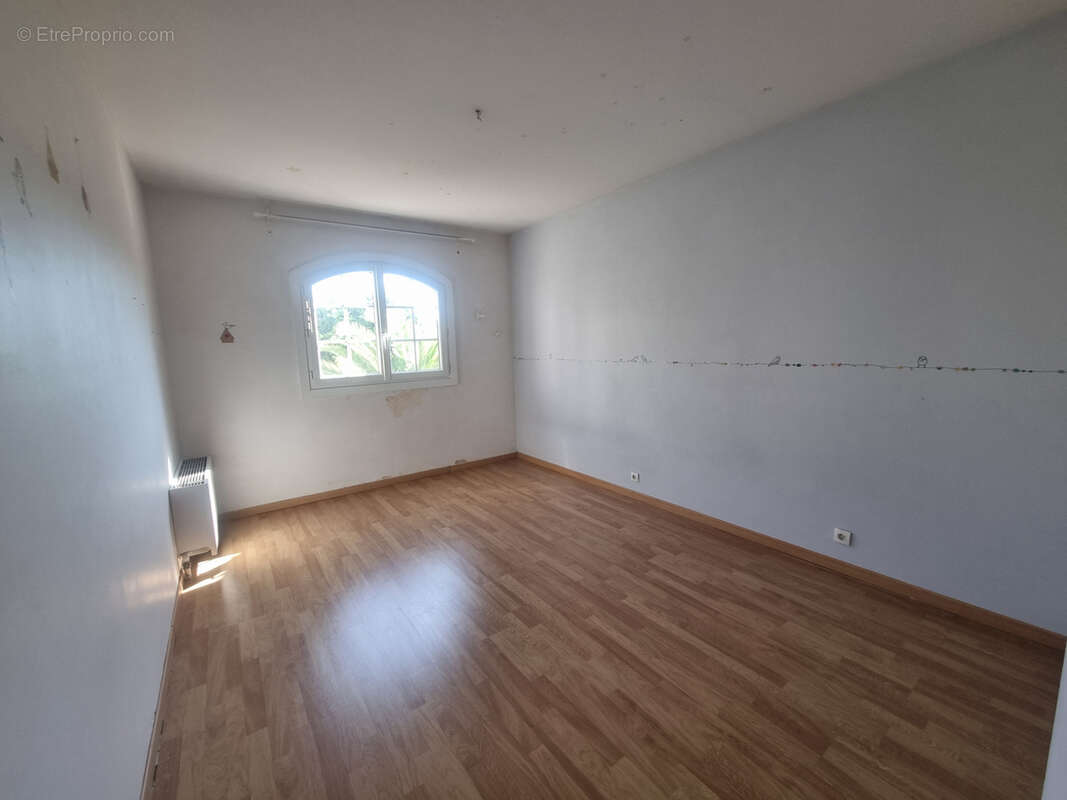 Maison à VILLENEUVE-LOUBET