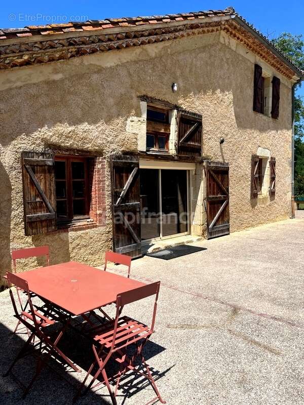 Jolie maison de campagne (320 m2, 9 pièces, 5 chambres) à vendre, sur terrain de 8500 m2, à dix minutes d'Auch (32) - photo 6