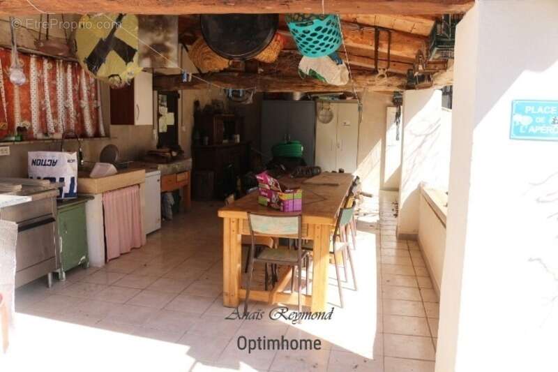 Maison à SAINT-GENIEZ