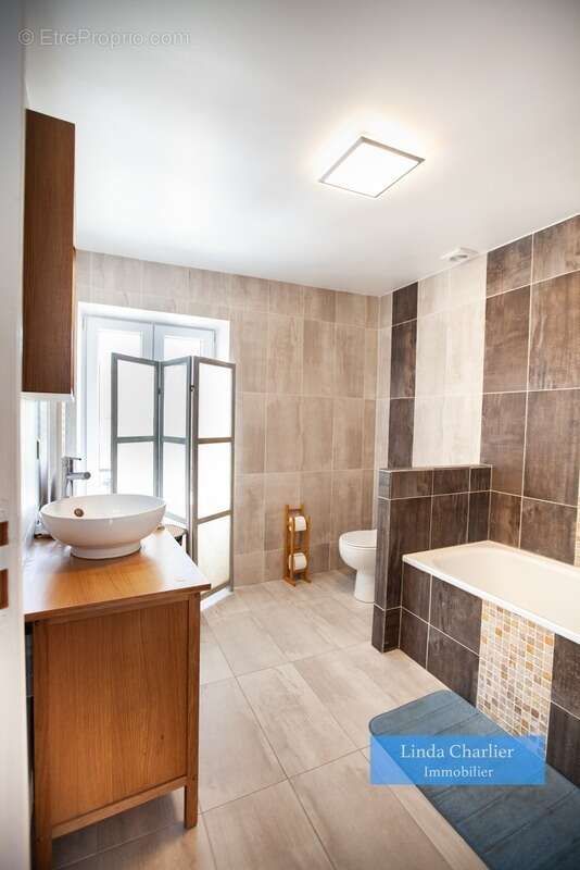 Maison à SAINT-NOM-LA-BRETECHE