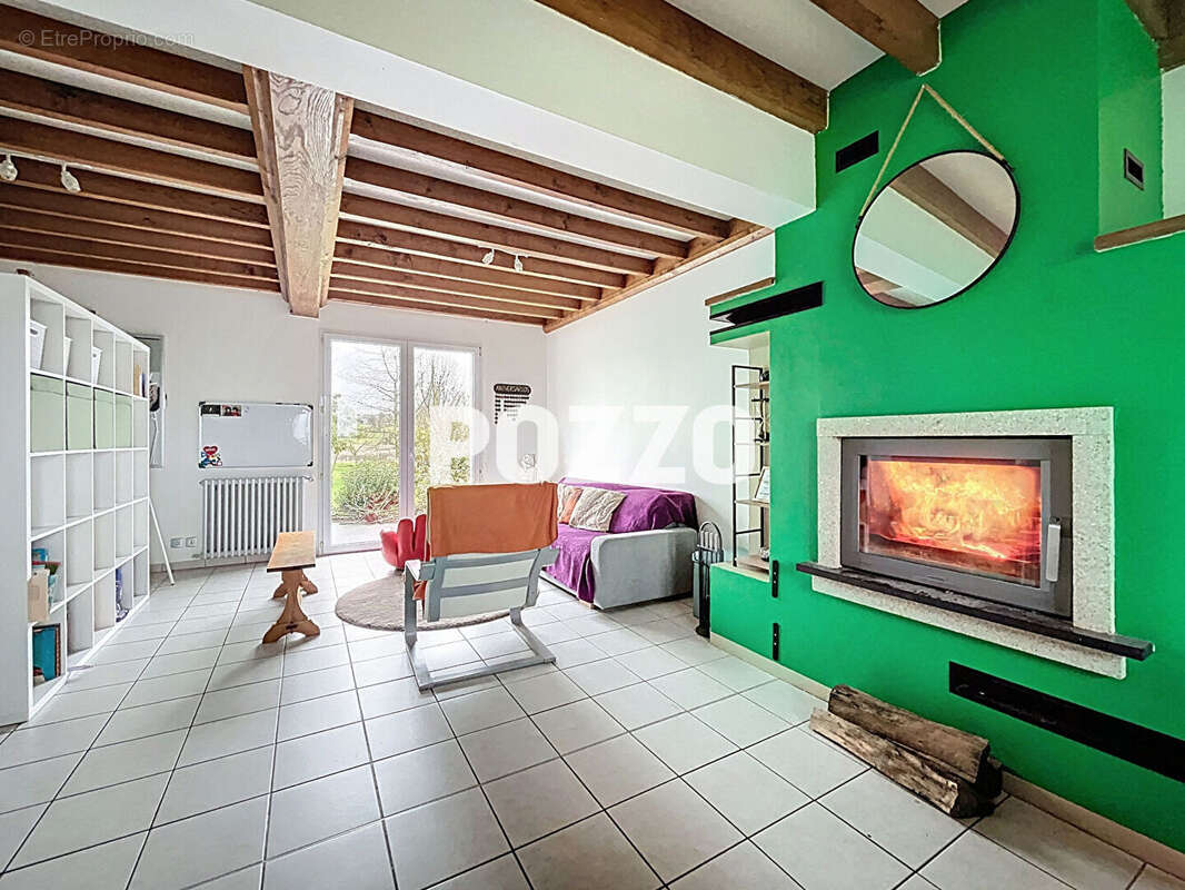 Maison à SAINT-BRICE-DE-LANDELLES