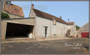 Maison à LA NEUVILLE-SUR-ESSONNE