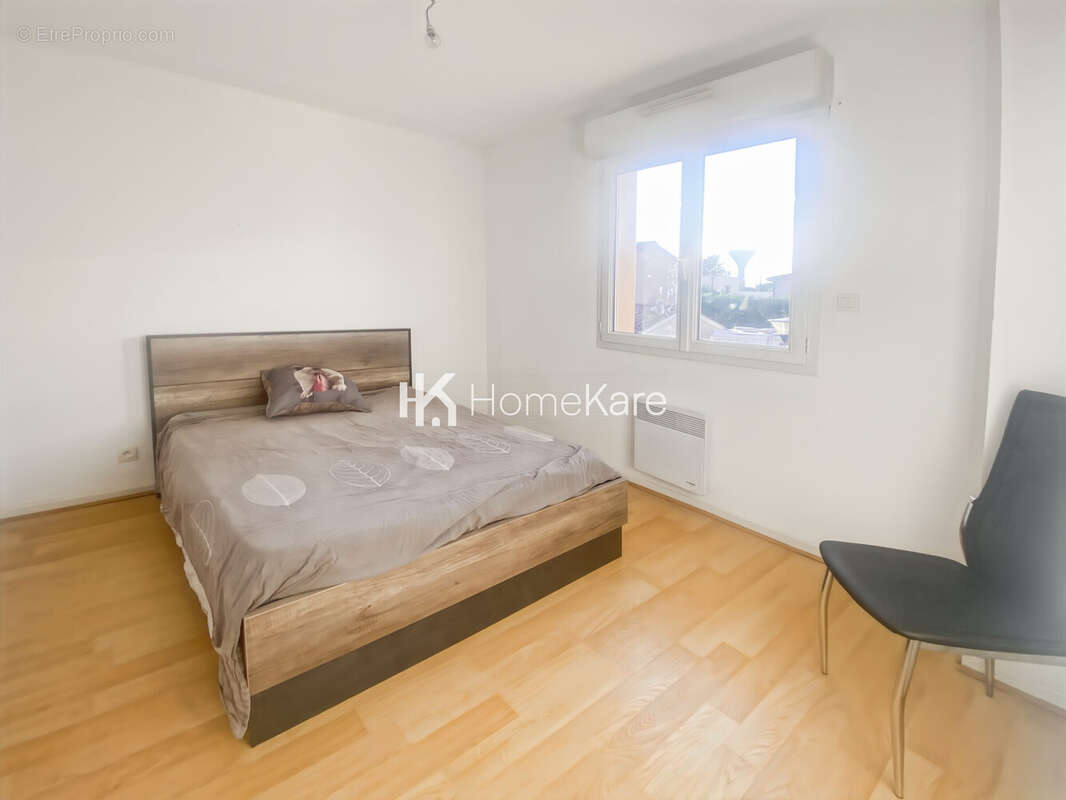 Maison à CASTELGINEST