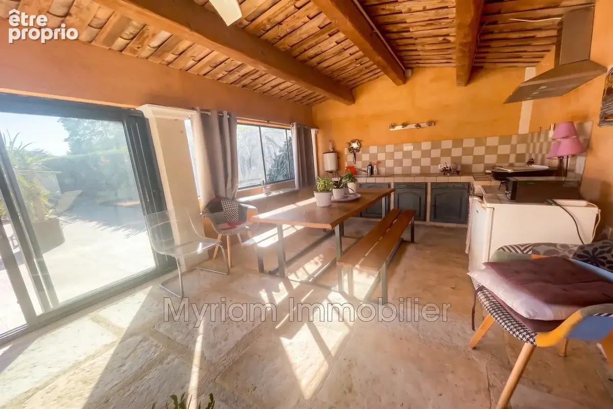 Maison 7 pièces 203 m² à vendre à Saint-Cezaire-Sur-Siagne (06530) - photo 6