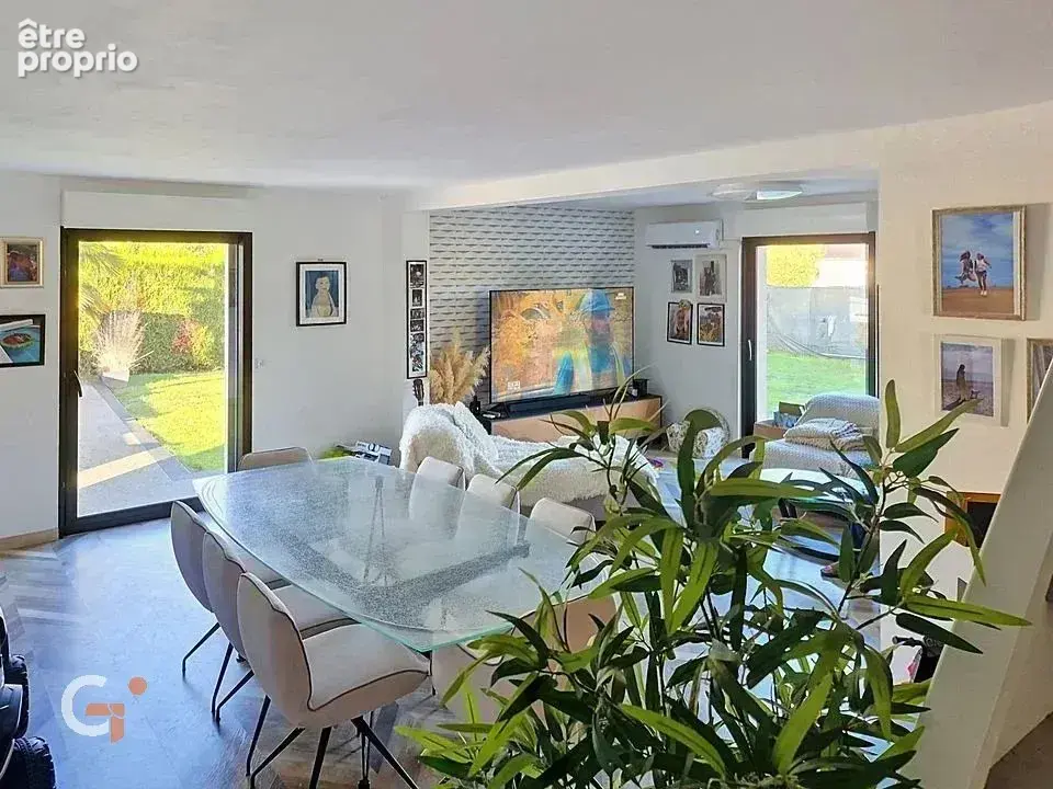 Maison individuelle avec piscine couverte et chauffée a decouvrir - photo 16