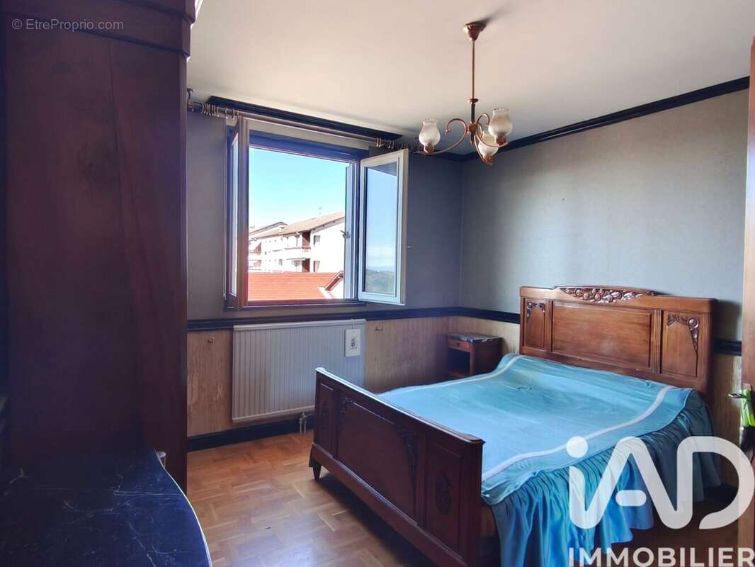 Photo 8 - Appartement à SAINT-PRIEST-EN-JAREZ