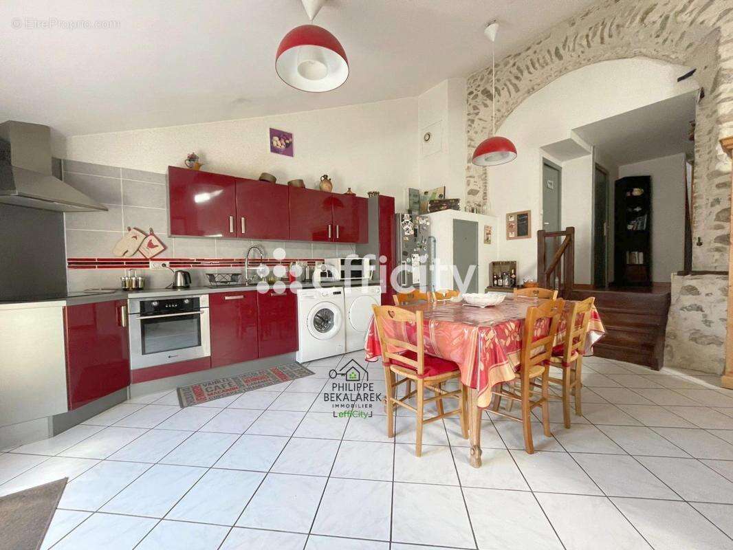 Appartement à LARAGNE-MONTEGLIN