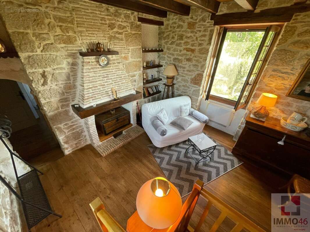 Maison à GRAMAT