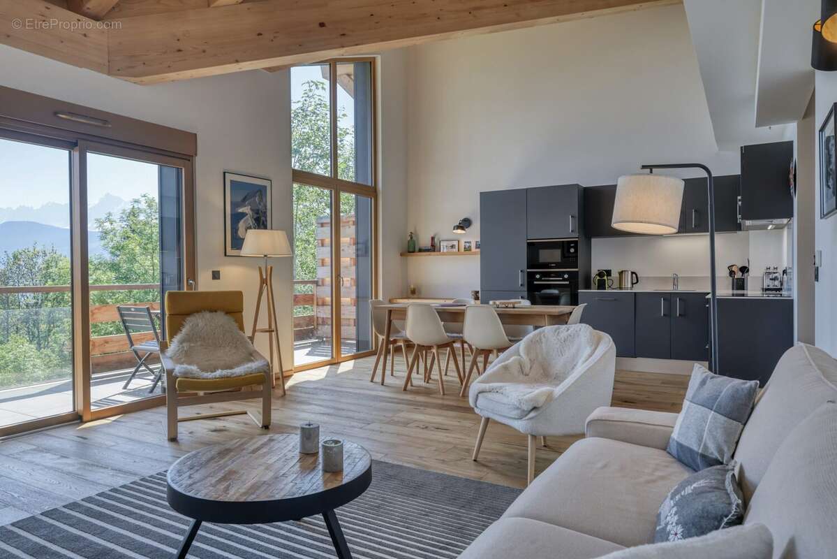 Appartement à COMBLOUX
