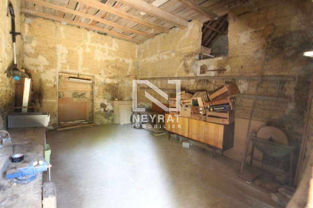 Maison à BRANGES