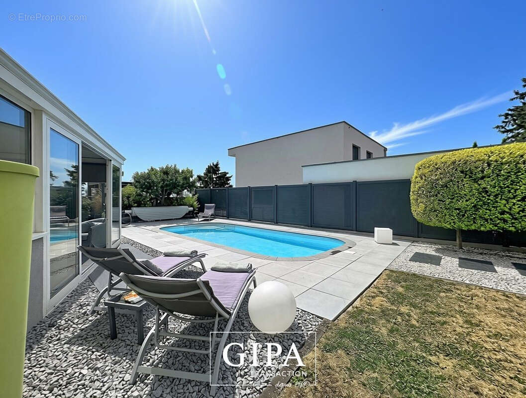 Maison climatisée avec piscine - photo 2
