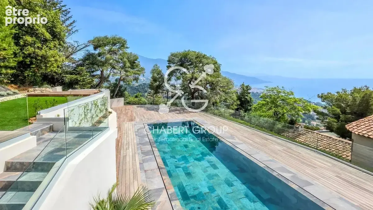 Roquebrune-cap-martin - villa - 5 pièces - 238 m² - vue mer d'exception - terrain de 2 020 m² - terrasse de 70 m² - piscine - do - photo 2
