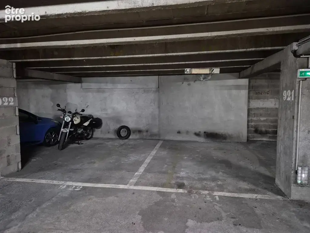 Parking à LEVALLOIS-PERRET
