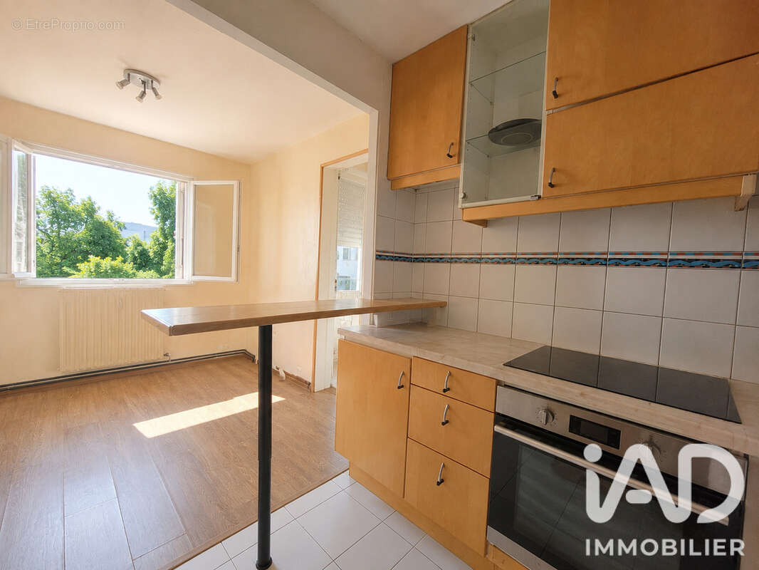 Appartement 48 m² à Chatou  - photo 4