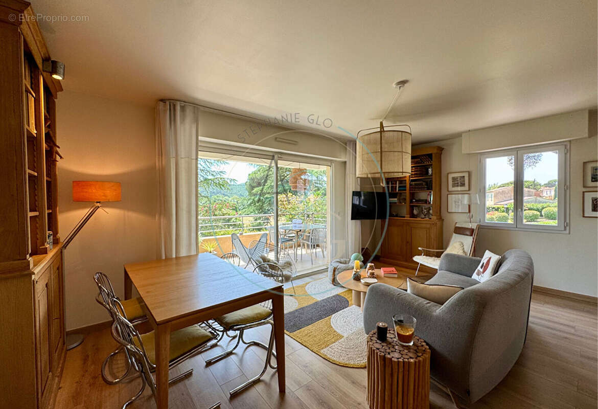 Appartement à GASSIN