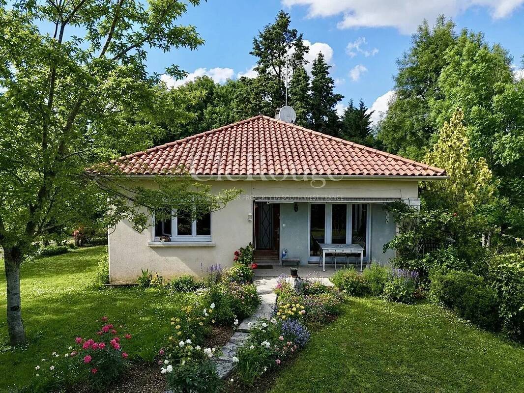 Maison à SAINT-BARTHELEMY-D'AGENAIS