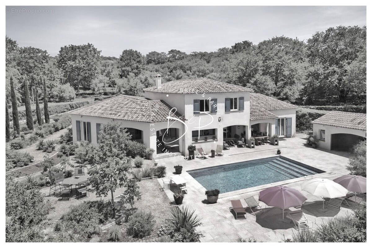 Maison à LORGUES
