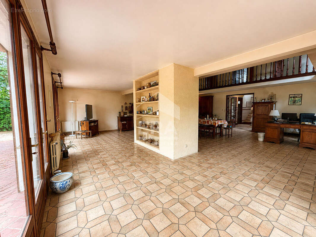 Maison 230m² à leudeville - photo 8