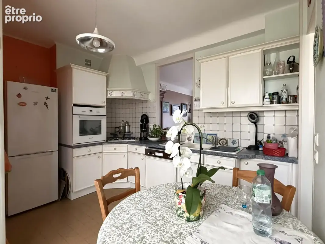 Nouveauté : belle bâtisse avec possibilité de 2 logements + garage - photo 13