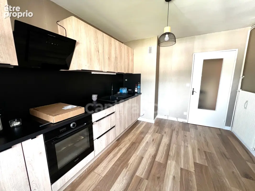 Appartement à vendre 4 pièces LONS LE SAUNIER (39) - photo 5