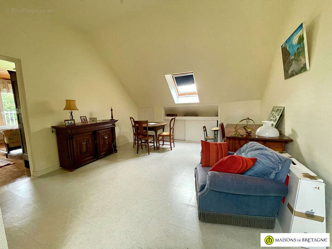 Maison à LE TREVOUX