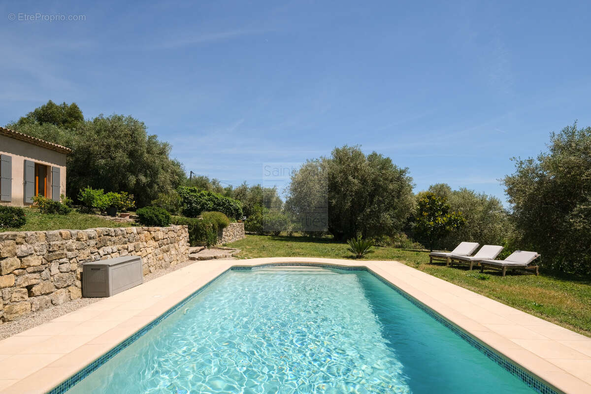 Maison à LE ROURET