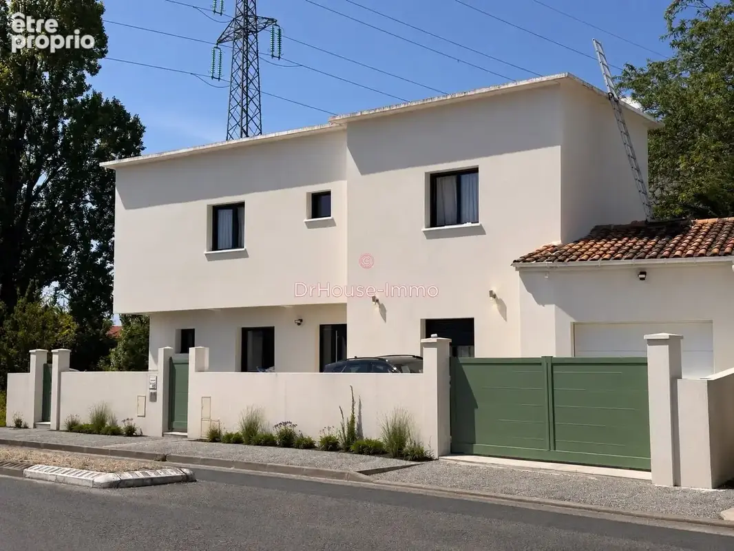 Maison à PESSAC