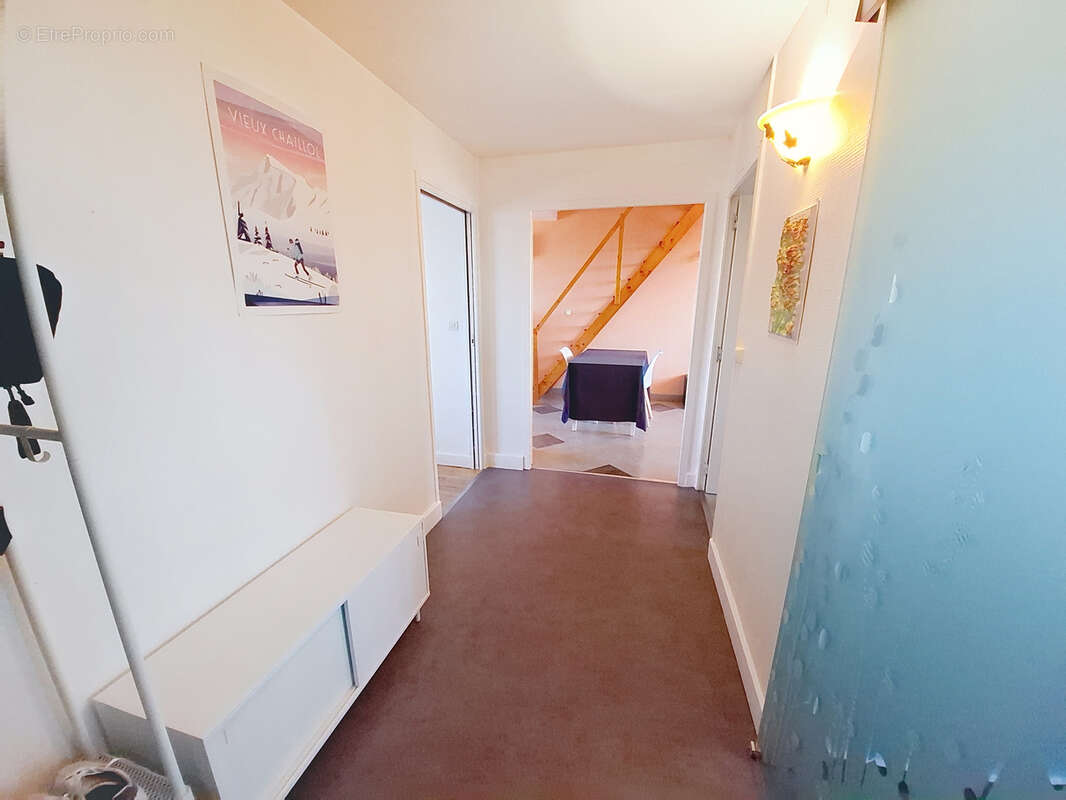 Appartement à SATHONAY-CAMP