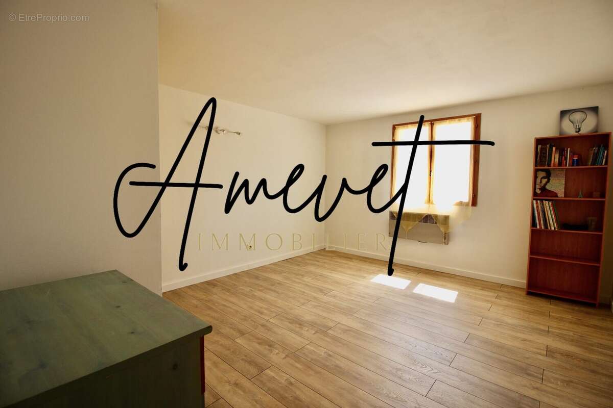 Maison 144 m² à Saint-Saturnin-Les-Avignon  - photo 9