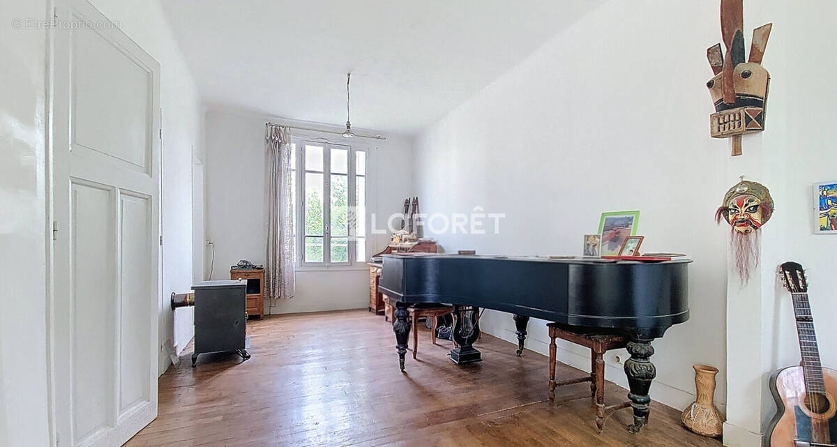 Maison à VILLIERS-LE-BEL