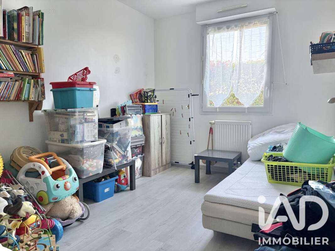 Maison 89 m² à Quevert  - photo 4