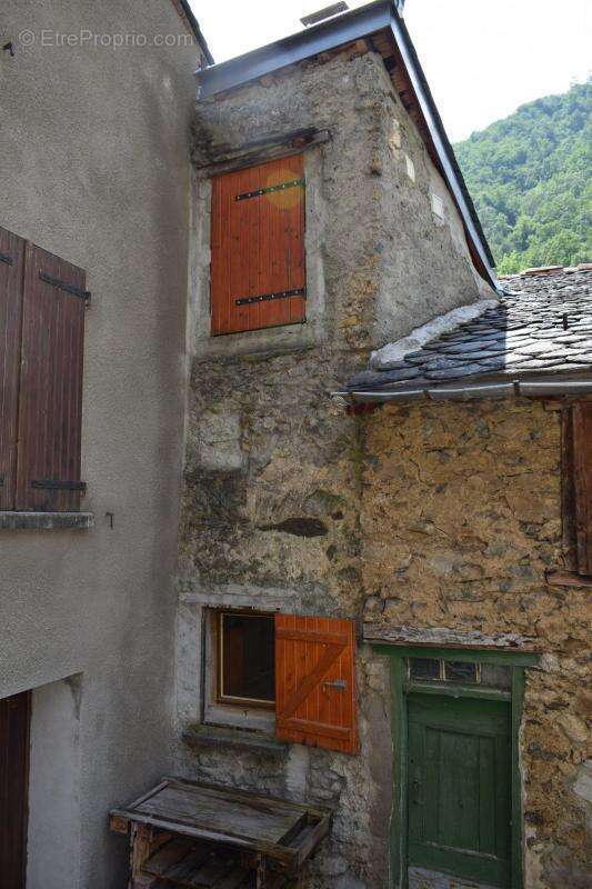 Maison à CAMPAGNA-DE-SAULT