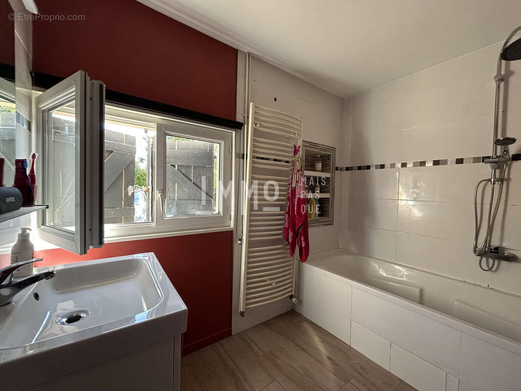 Maison à ECOMMOY