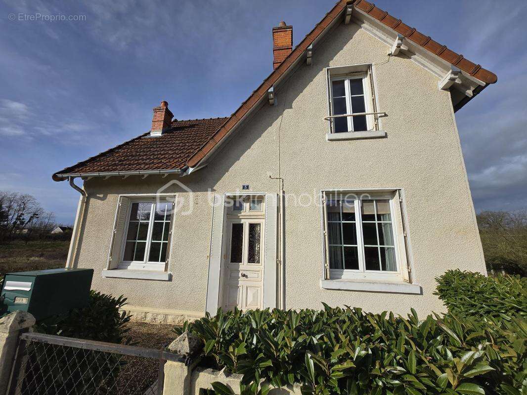 Maison à SAINT-LEGER-DES-VIGNES