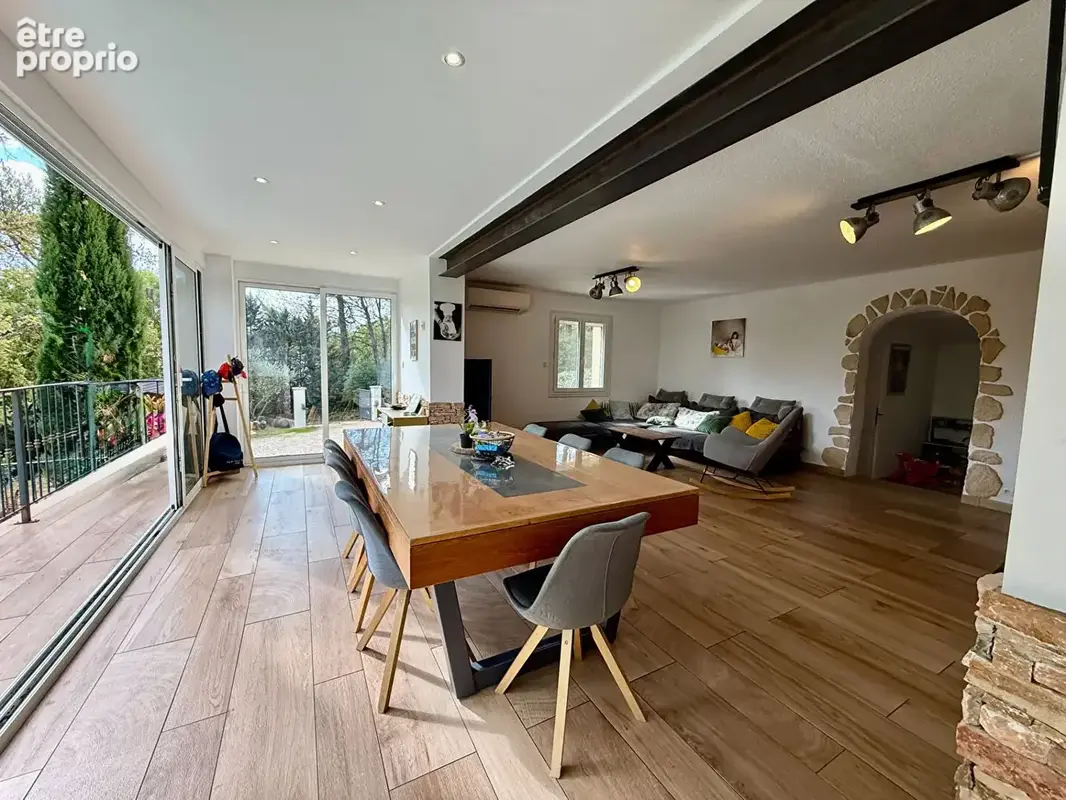 Villa de 130 m² sur 2817 m² - photo 2