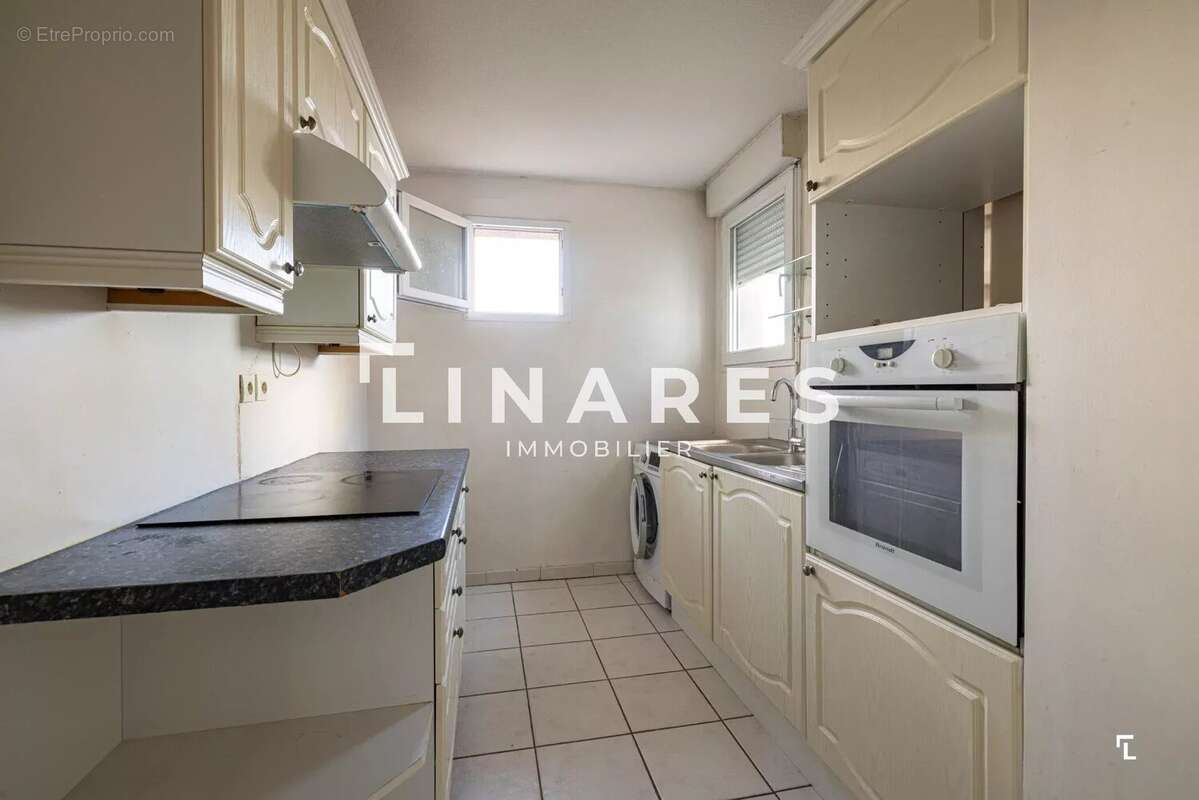 Appartement à MARSEILLE-9E