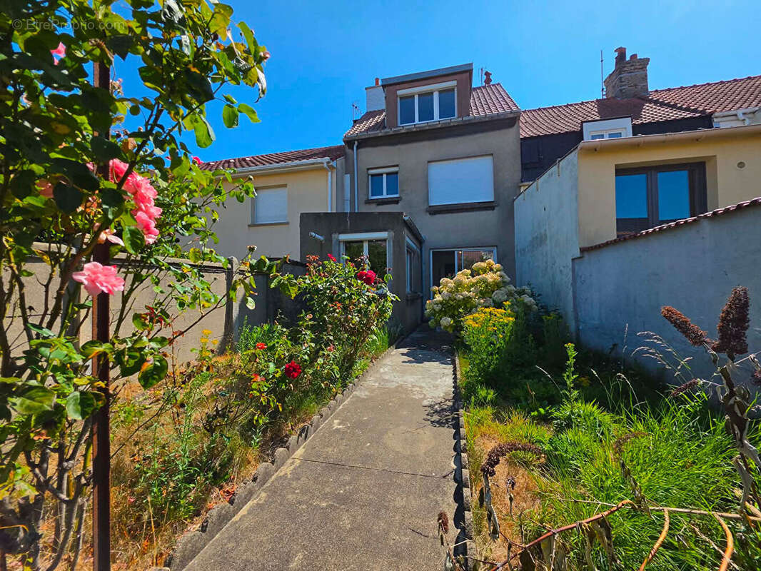 Maison 90m² à calais - photo 10