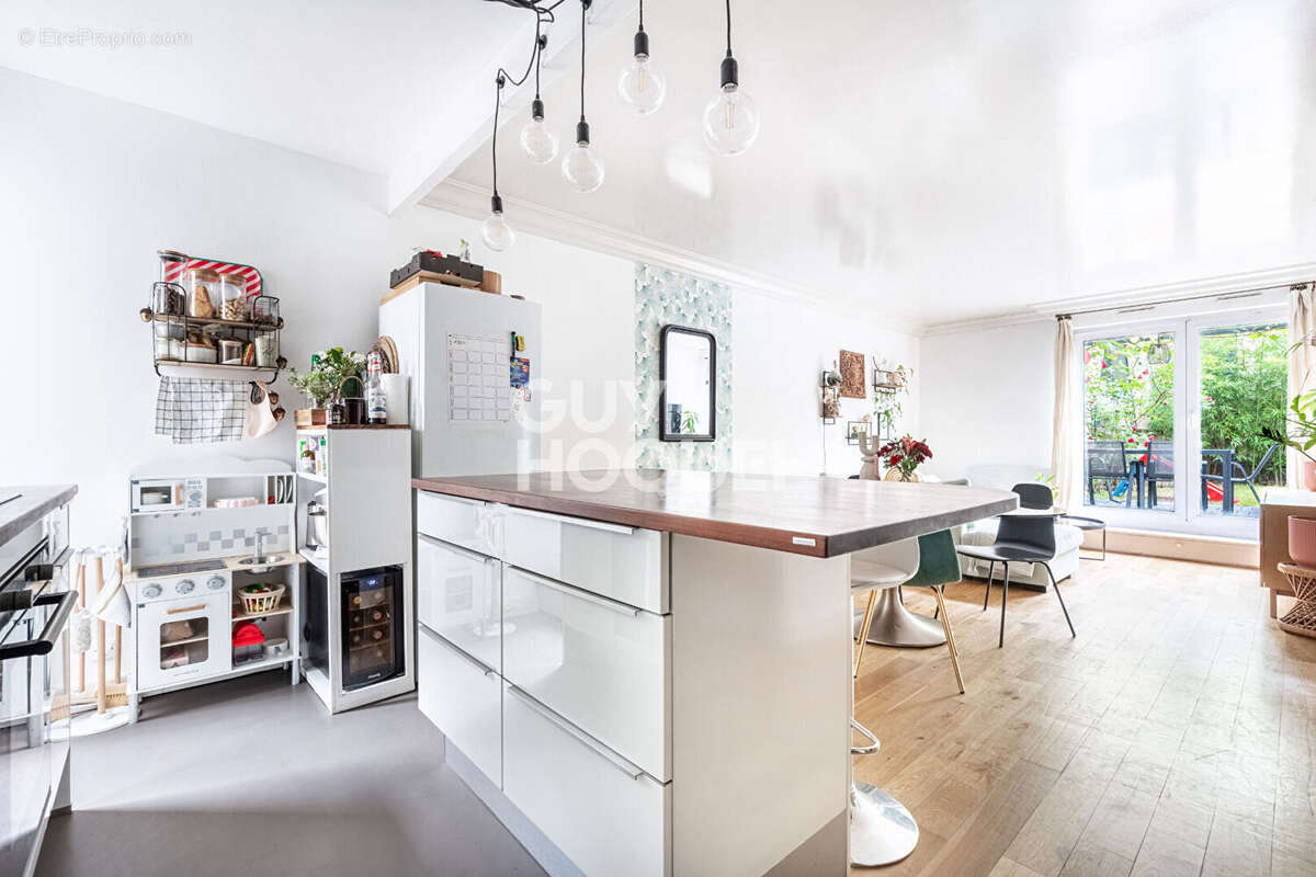 Appartement à ASNIERES-SUR-SEINE