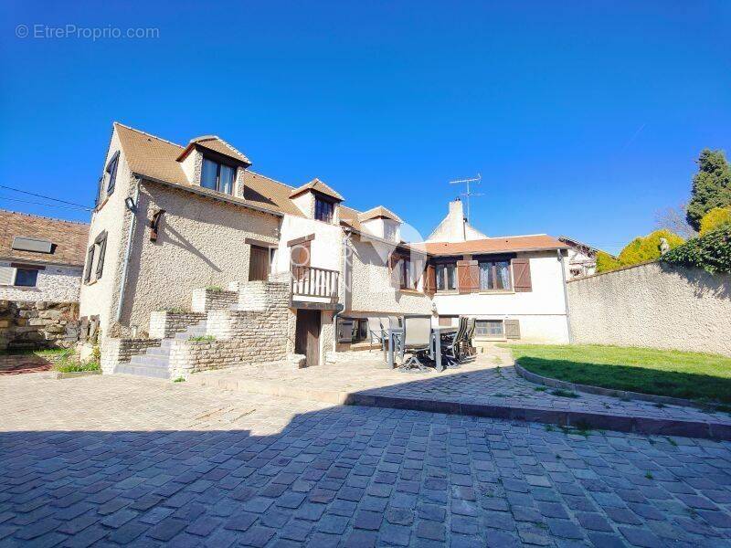 Maison à FORGES-LES-BAINS