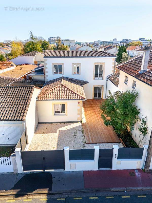 Maison à LE BOUSCAT