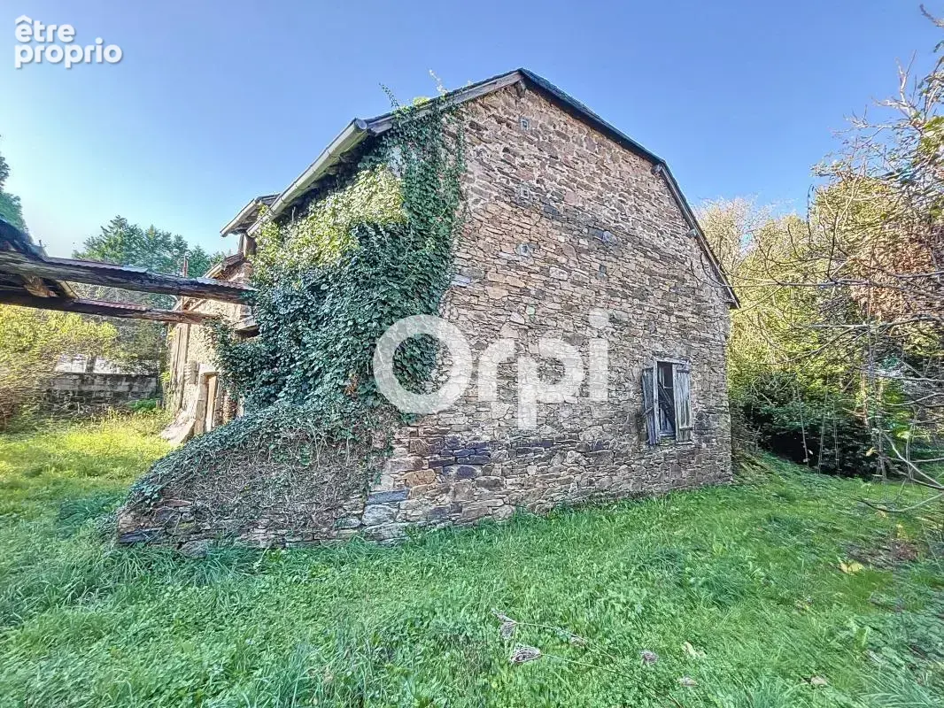 Maison à Vendre entièrement à rénover avec Grange - photo 4