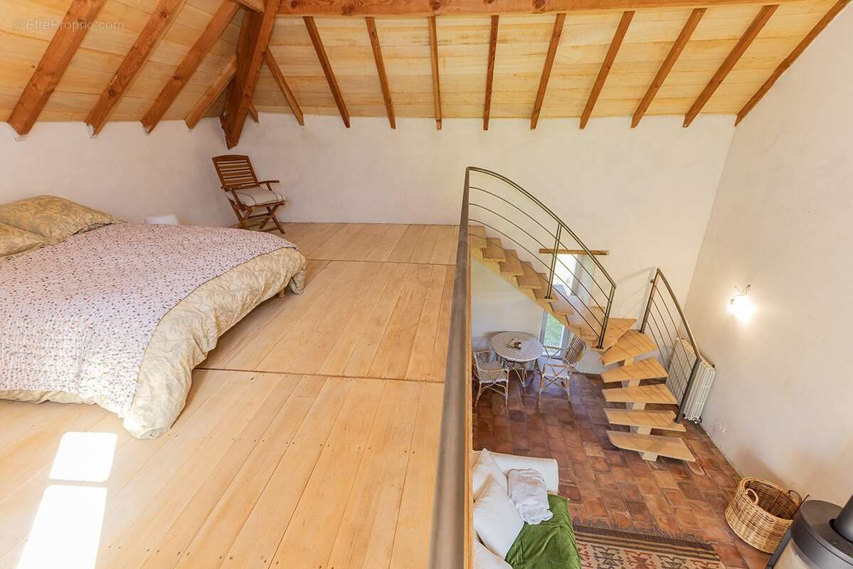 Maison à ESPECHE