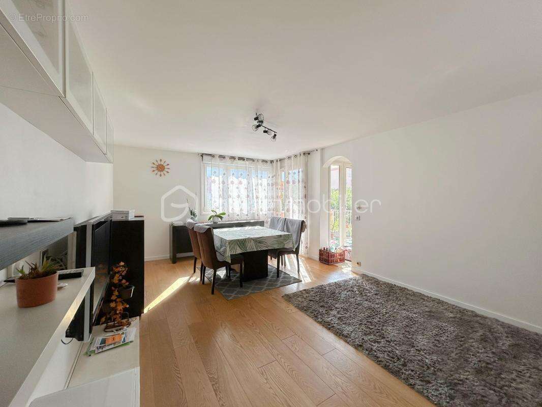 Appartement à LA RAVOIRE