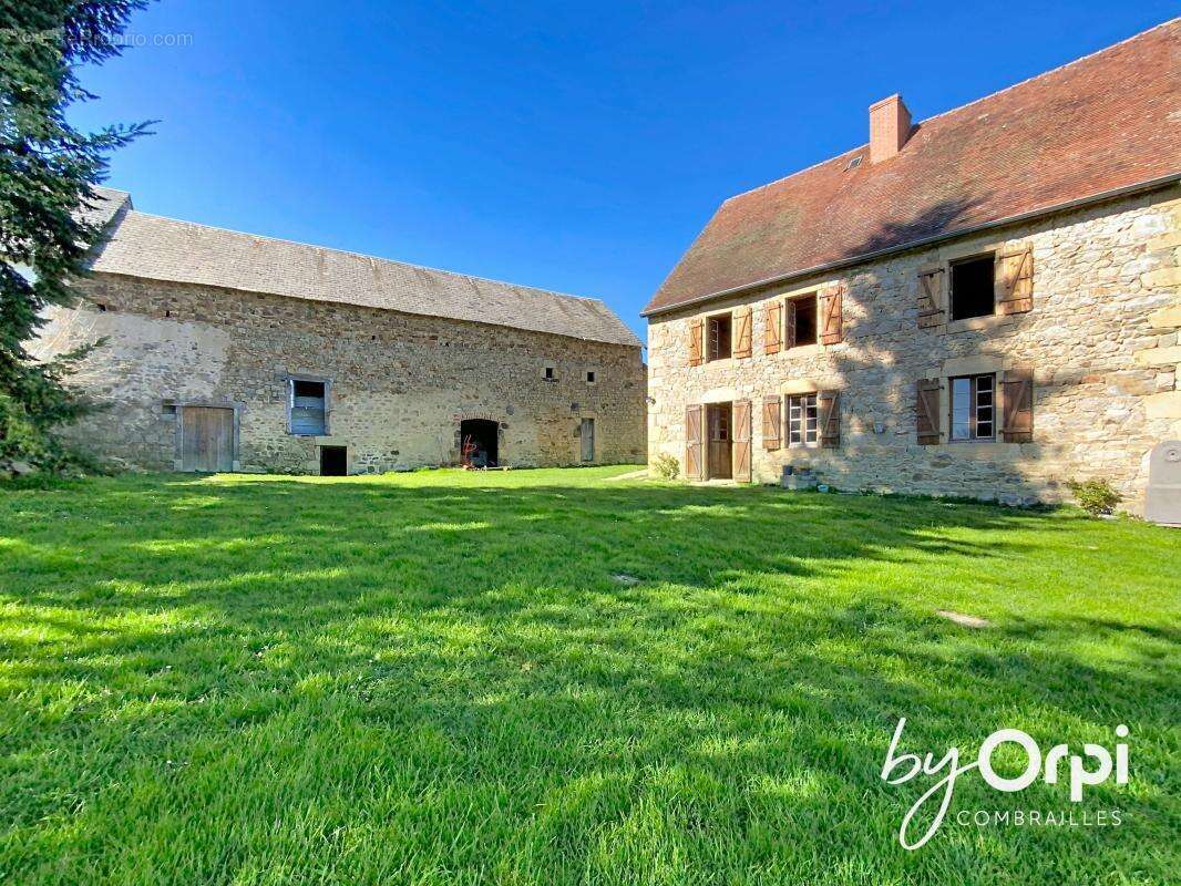 Maison à SAINT-HILAIRE