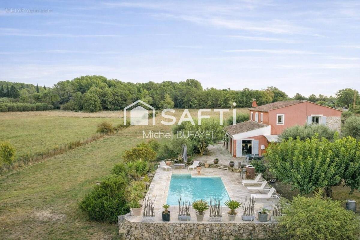 Photo 1 - Maison à BAGNOLS-EN-FORET
